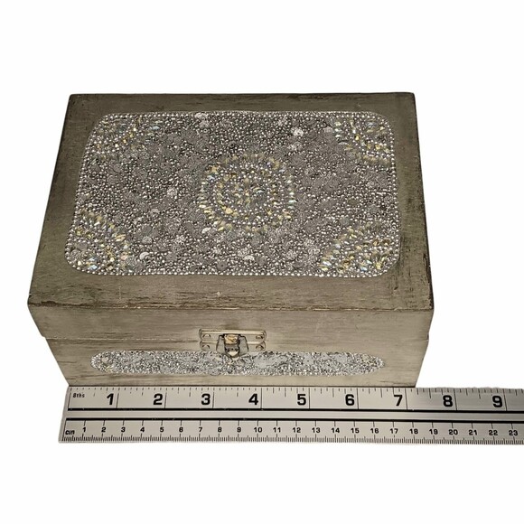 Sparkly Jewlery Box Silver With Sequins & Rhinestones Lightweight Wood 7 x 5 x 3 - Picture 15 of 15